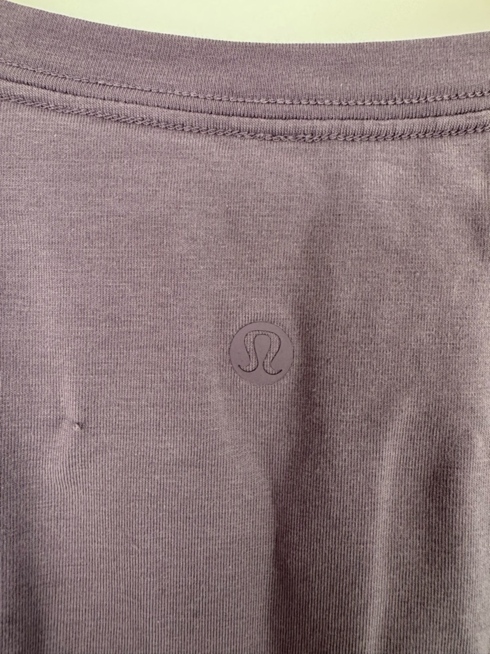 Women’s Lululemon long sleeve crewneck lavender - Picture 2 of 3